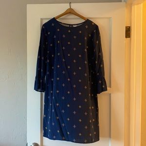 Old Navy patterned dress with bell sleeves